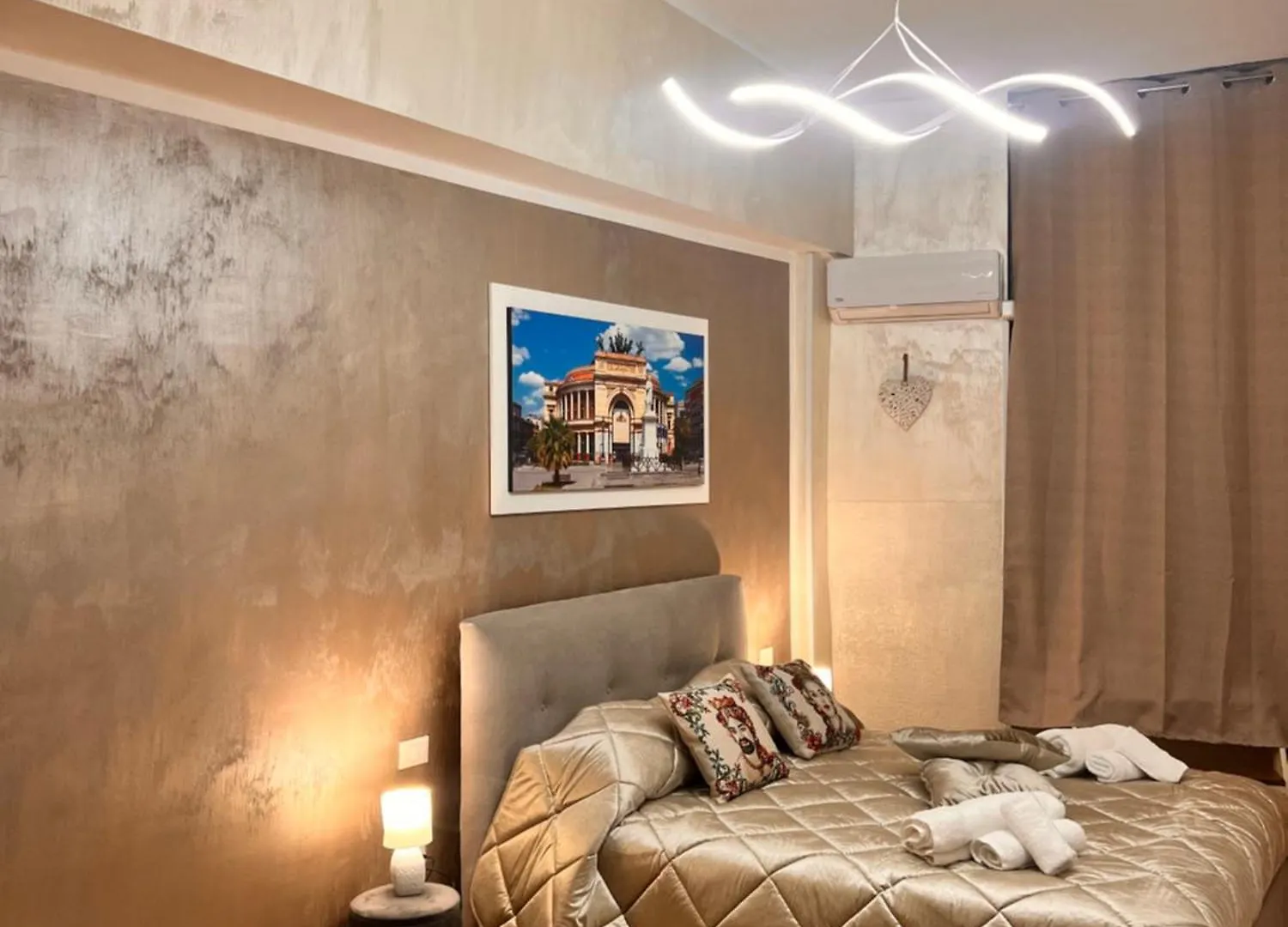 Monteleone Centro Apartment Palermo Italia